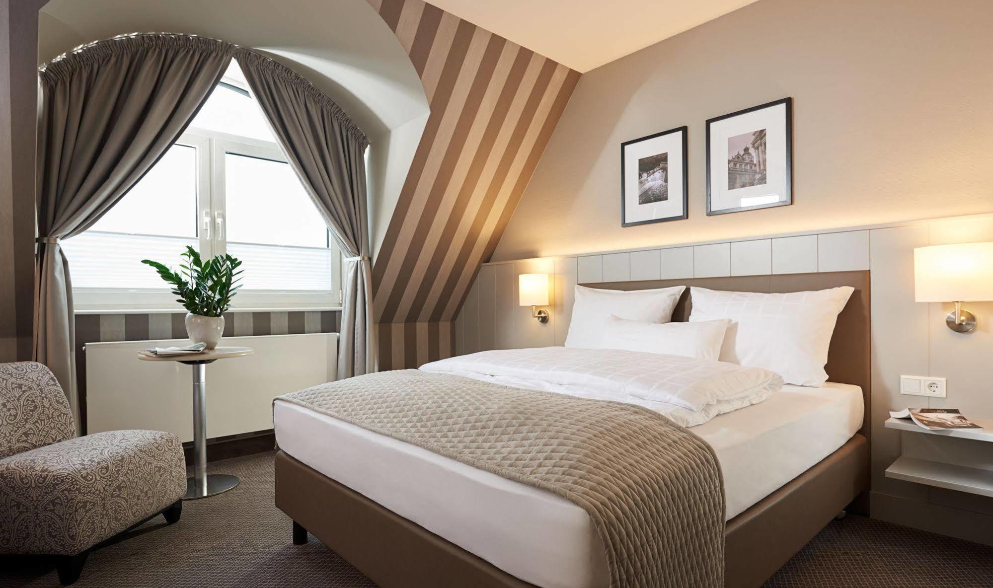 Sachsenpark-Hotel Leipzig Eksteriør bilde