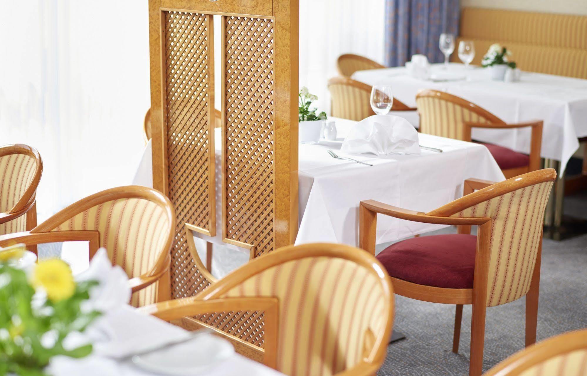 Sachsenpark-Hotel Leipzig Eksteriør bilde