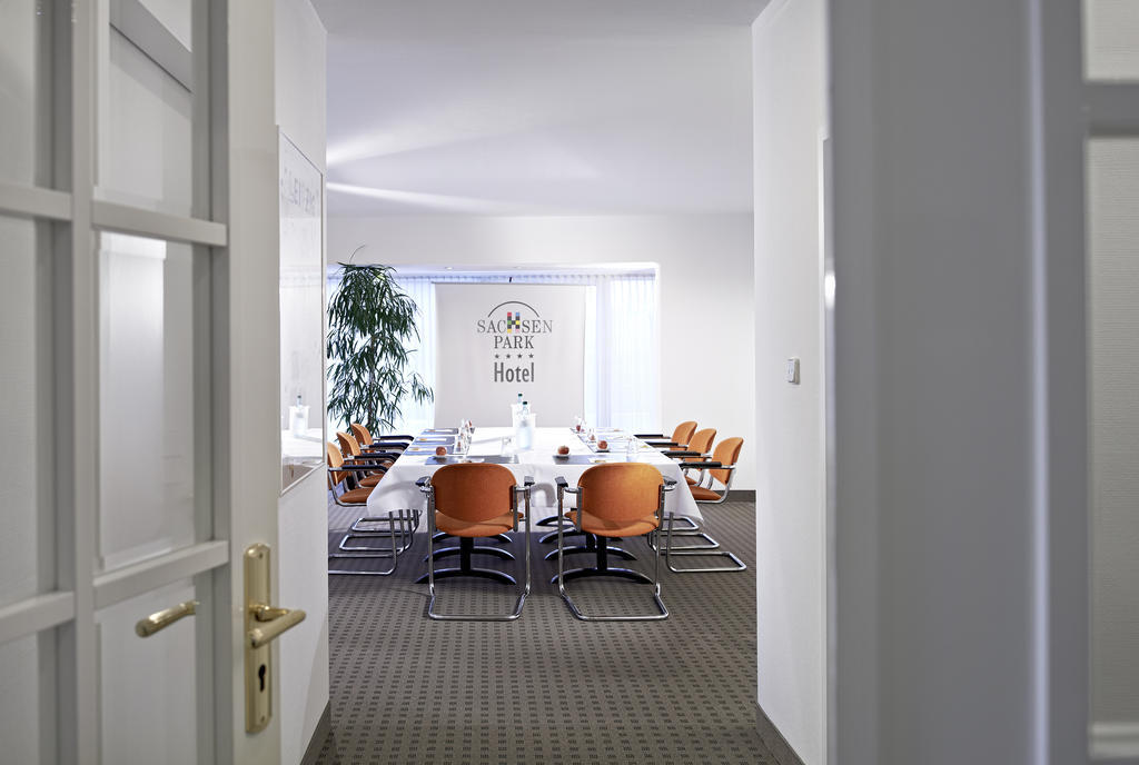 Sachsenpark-Hotel Leipzig Eksteriør bilde